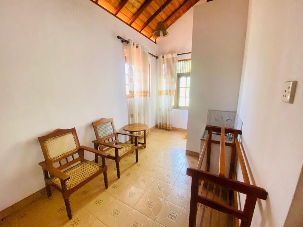 Colonial Bungalow แทนกาลเล ภายนอก รูปภาพ