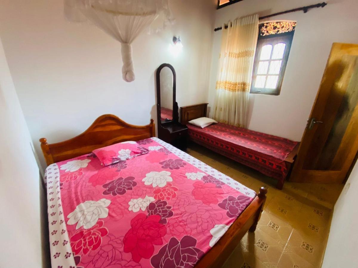 Colonial Bungalow แทนกาลเล ภายนอก รูปภาพ