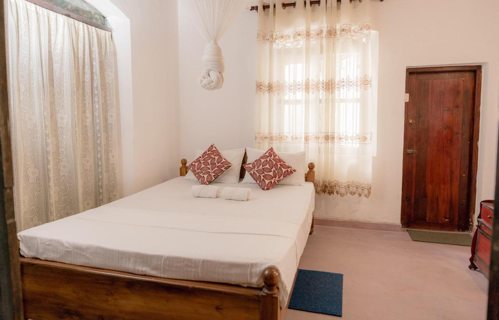 Colonial Bungalow แทนกาลเล ภายนอก รูปภาพ