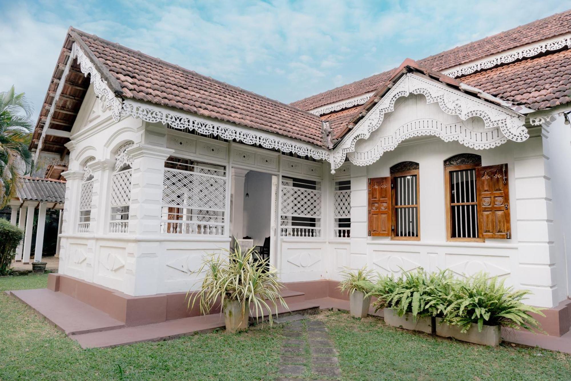 Colonial Bungalow แทนกาลเล ภายนอก รูปภาพ